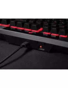 Clavier Gaming Corsair K70 RGB PRO (Cherry MX Red) - 4